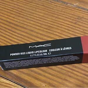 MAC Cosmetics Powder Kiss Liquid Lipcolour Marrakesh-mere